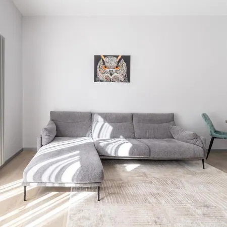 New Comfortable 2 Bedroom W/big Terrace